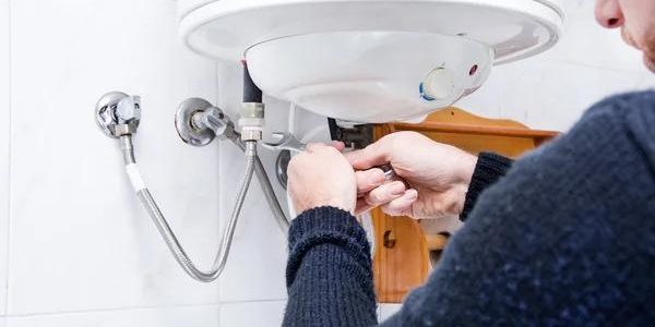 From Install to Repair – Water Heater Help in Oran
